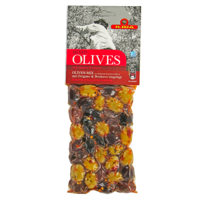 Green and black Olives with Bukovo