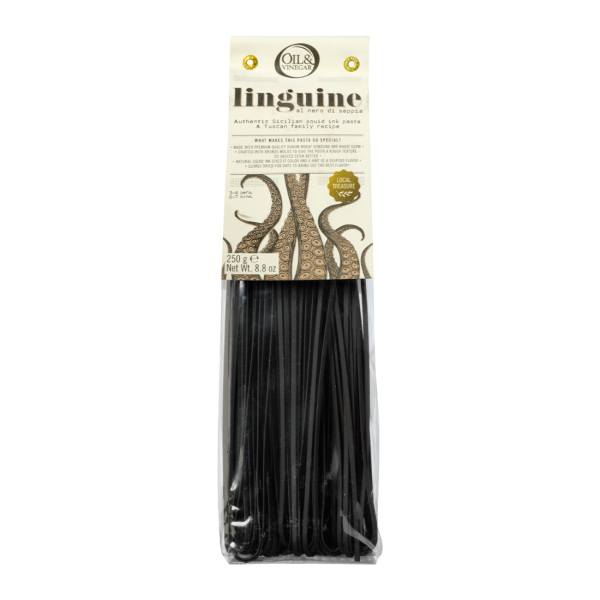 Pasta black squid ink