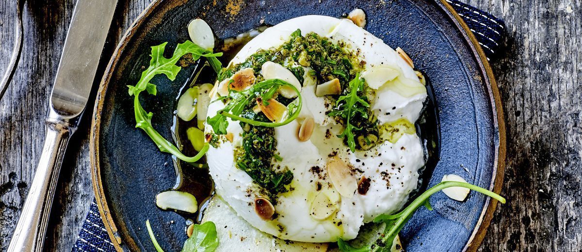 Chic Burrata, Genovese Pesto & Arugula