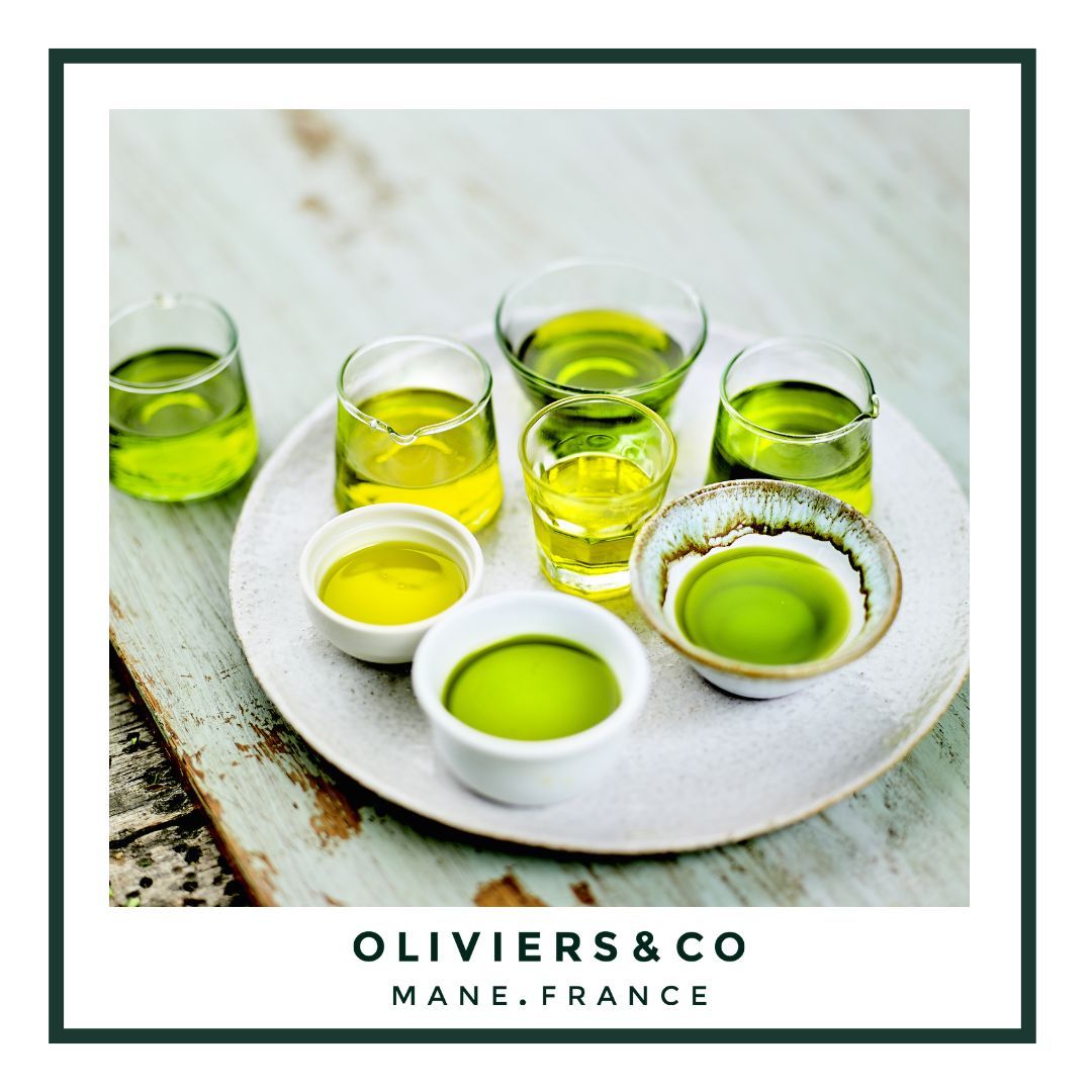 Olive oil, health and polyphenols
